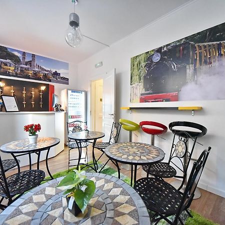 Train Lisbon Hostel Ngoại thất bức ảnh
