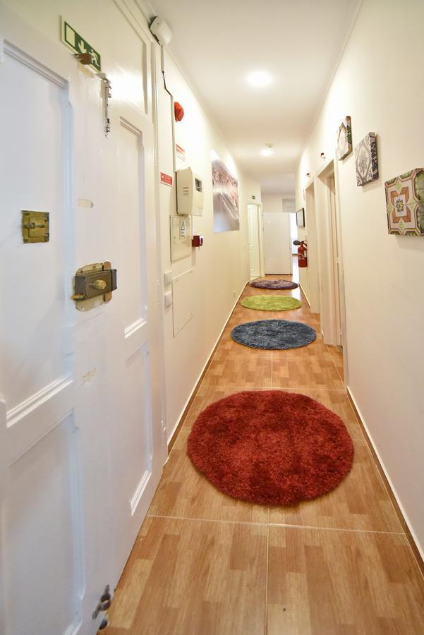 Train Lisbon Hostel Ngoại thất bức ảnh